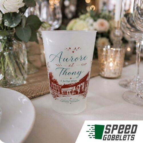 Gobelets personnalisés pour mariage : l'accessoire tendance qui change tout Gobelets personnalisés pour mariage : l'accessoire tendance qui change tout